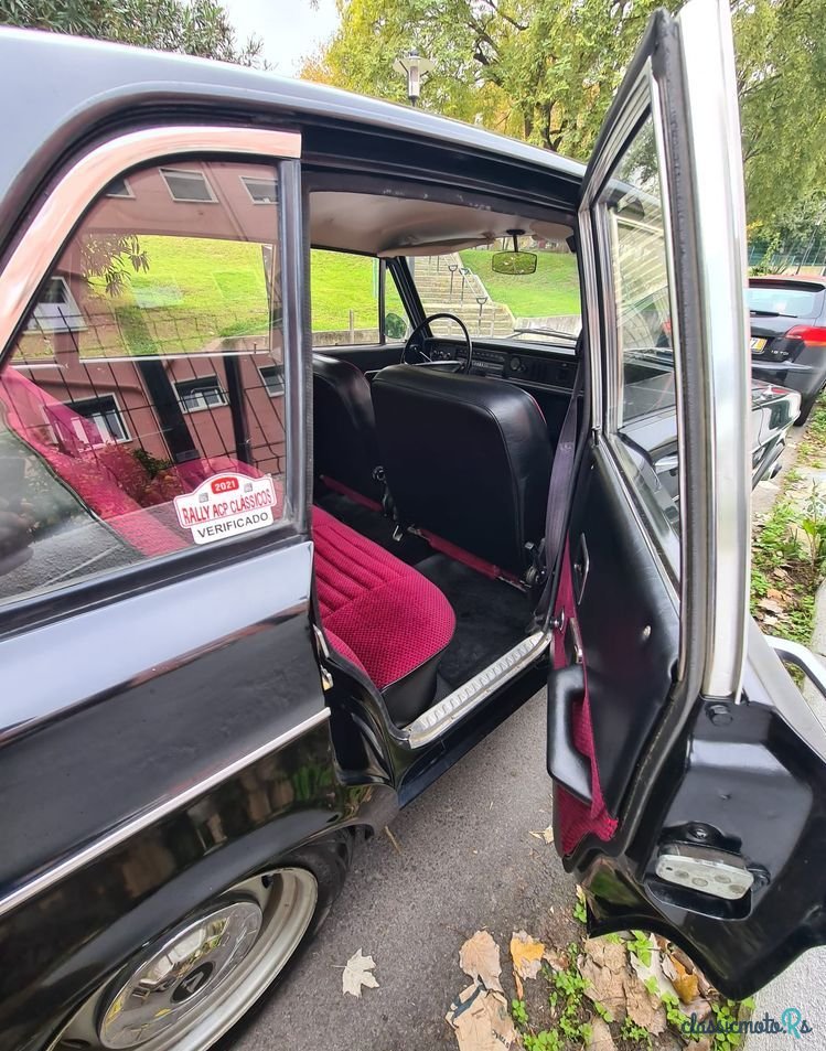 1969' Volvo 144 photo #6