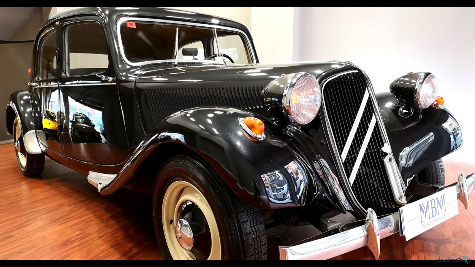 1953' Citroen Traction photo #3