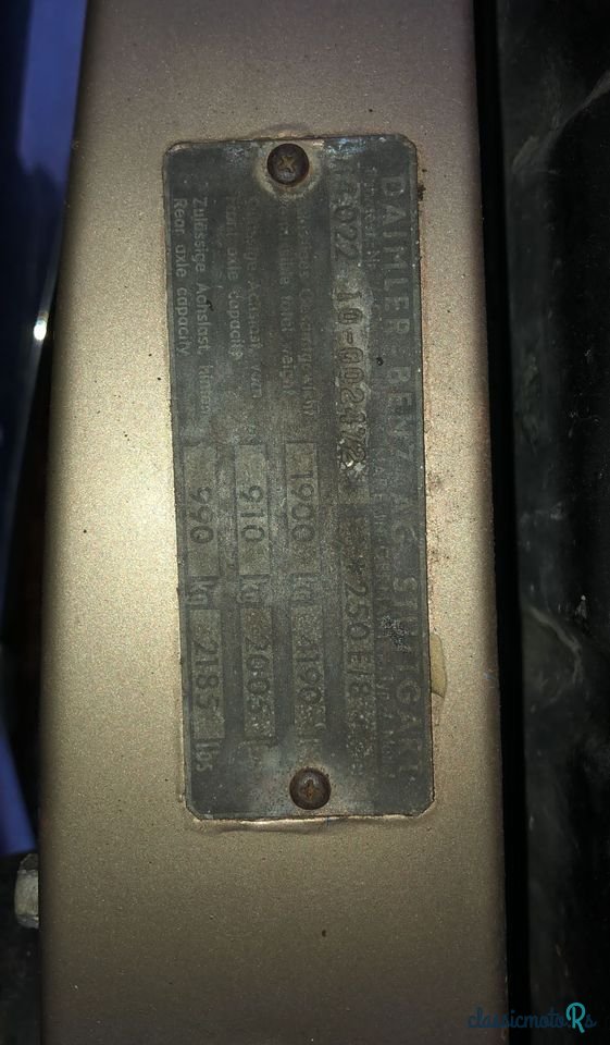 1968' Mercedes-Benz 250SE W114 photo #4