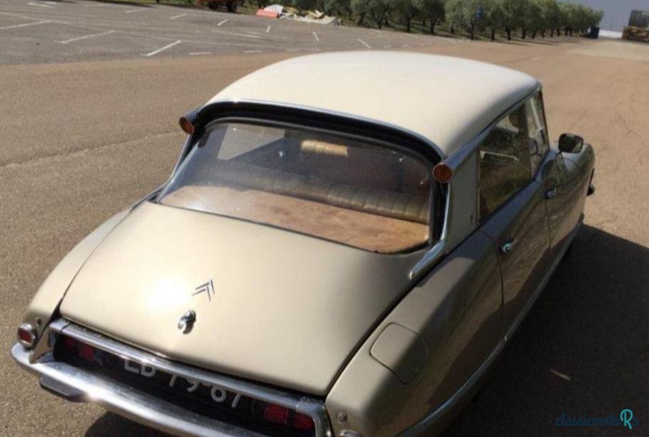1967' Citroen Id-19 photo #4