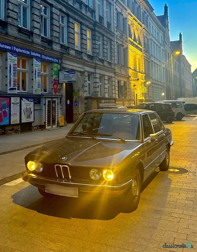1975' BMW Seria 5 518 photo #1