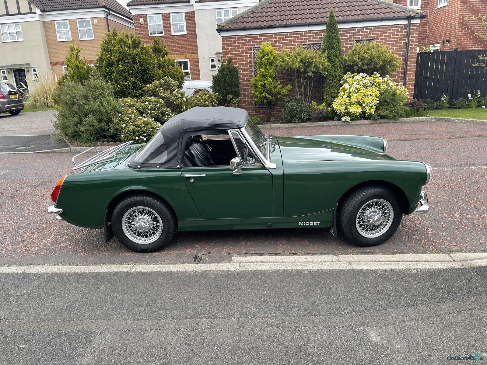 1974' MG Midget photo #1