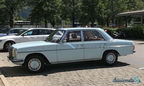 1974' Mercedes-Benz 200 photo #4