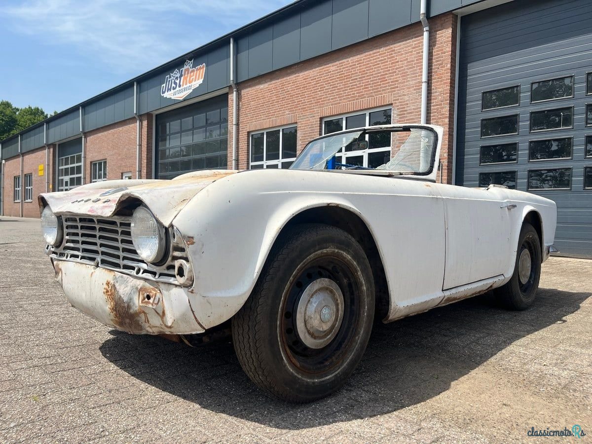 1963' Triumph TR4 photo #1