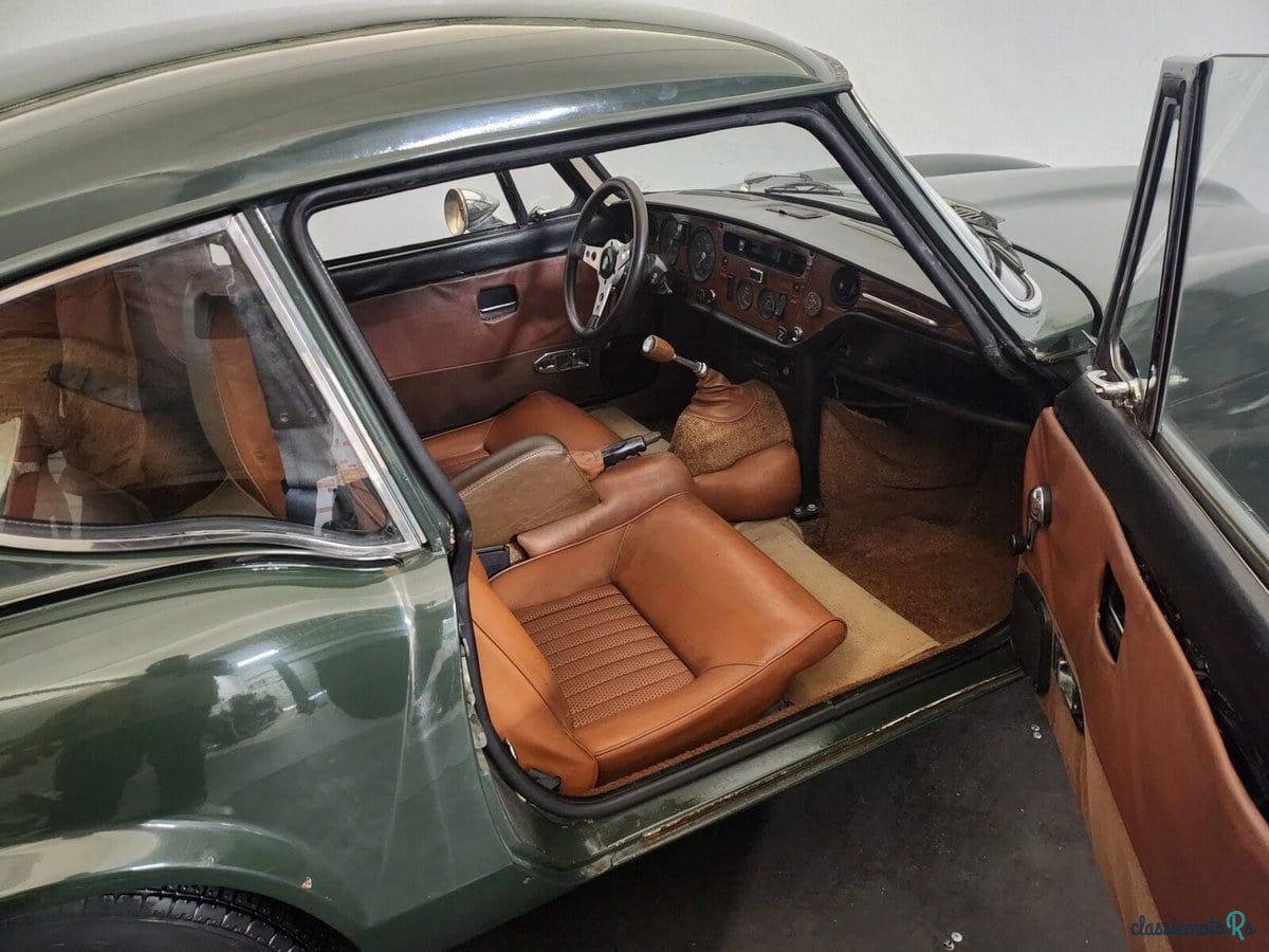 1972' Triumph GT6 photo #5