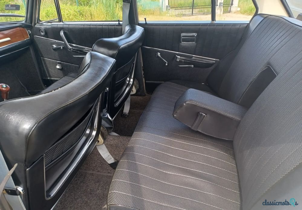 1967' BMW 2000 photo #2