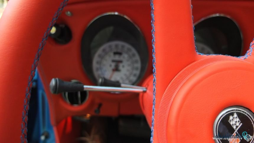 1976' Chevrolet Corvette C3 STINGRAY photo #3