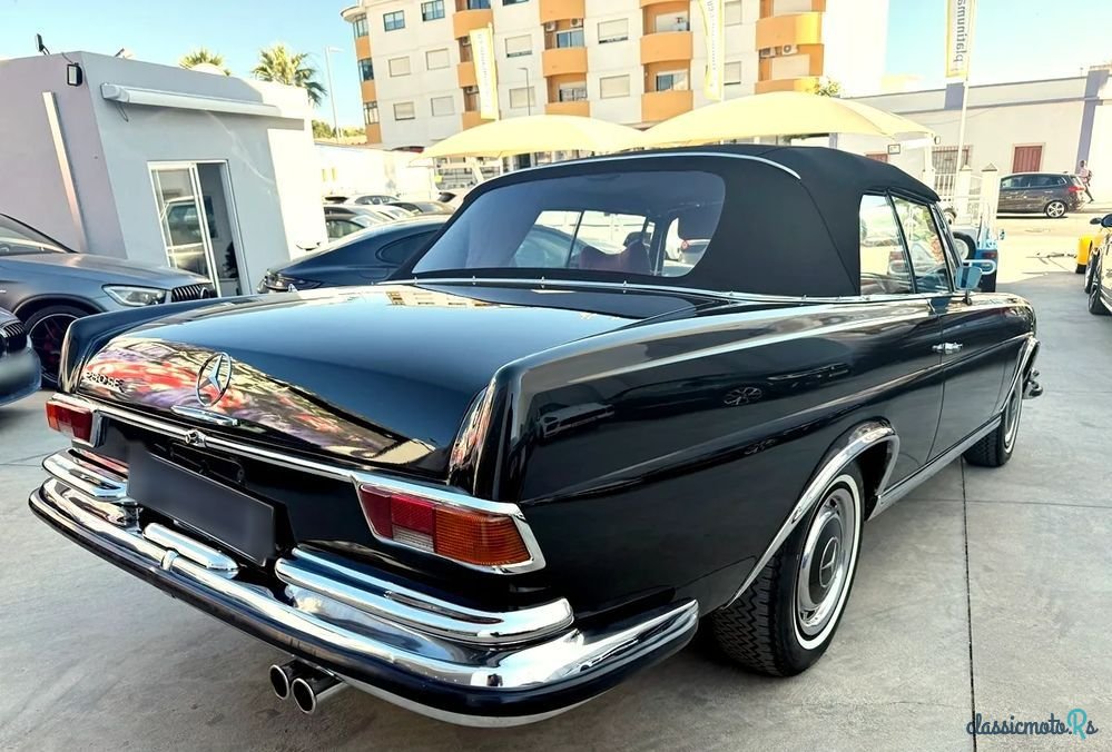 1967' Mercedes-Benz W111/W112 photo #3