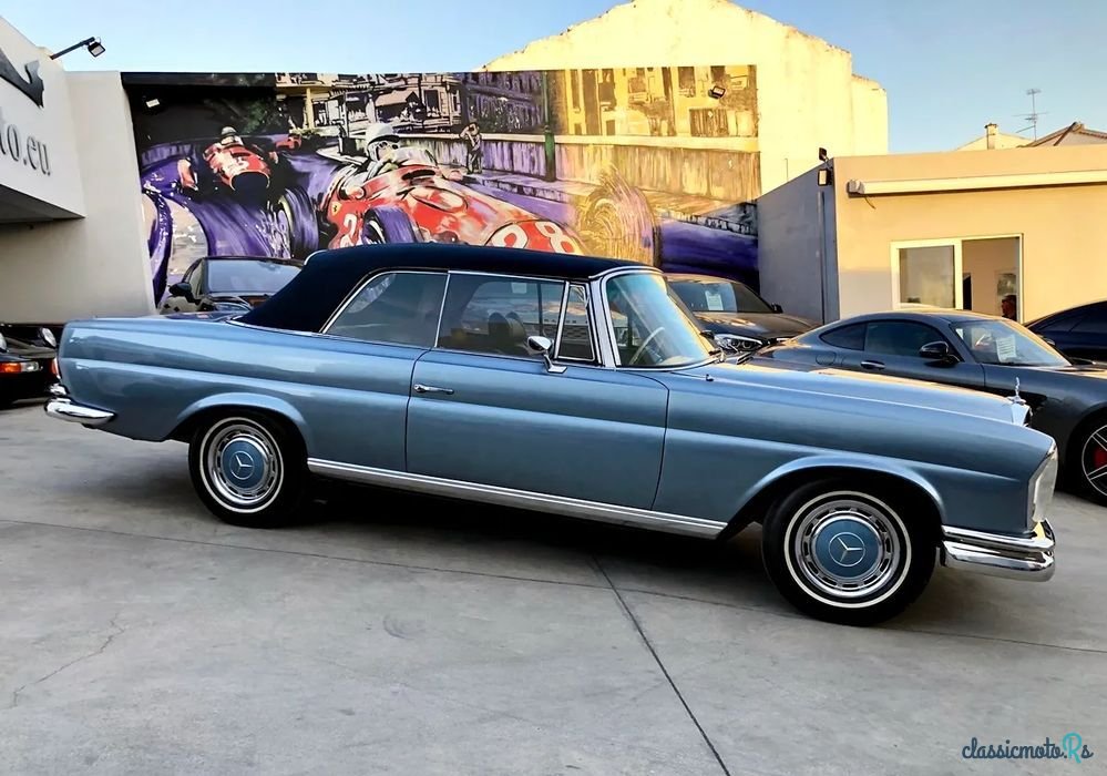 1969' Mercedes-Benz 280 photo #2