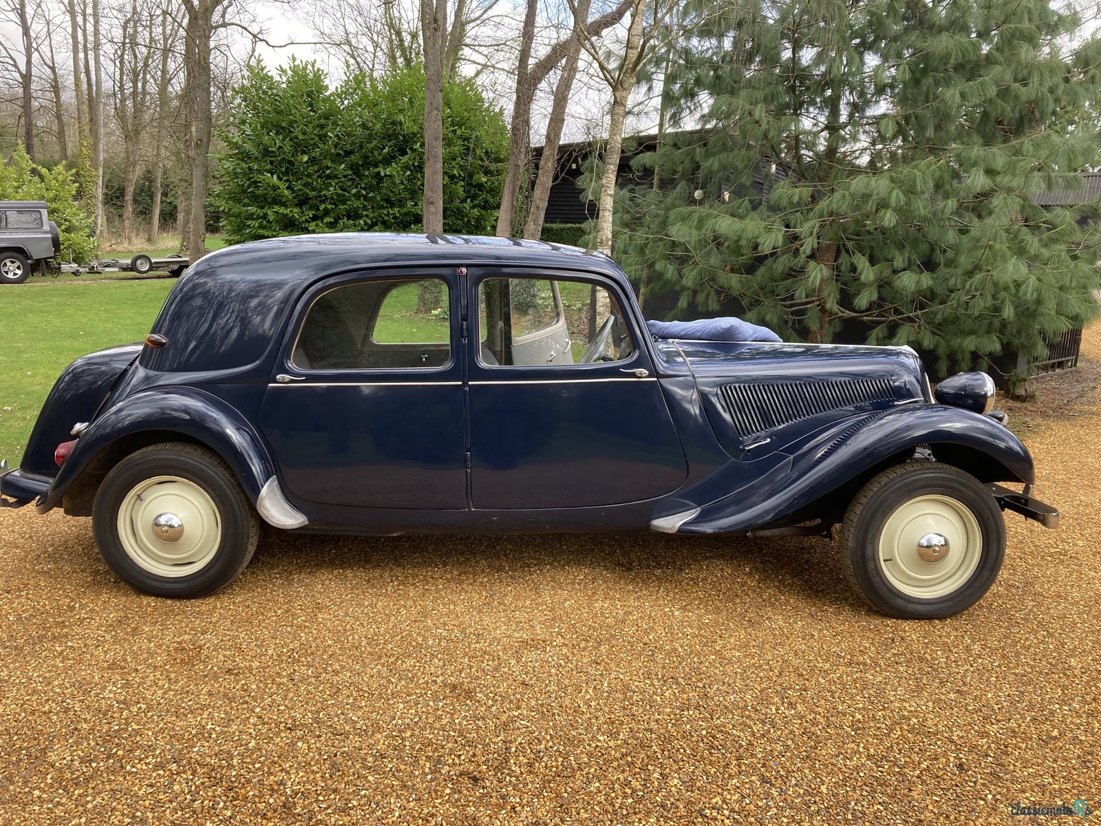 1956' Citroen Traction 11B photo #2