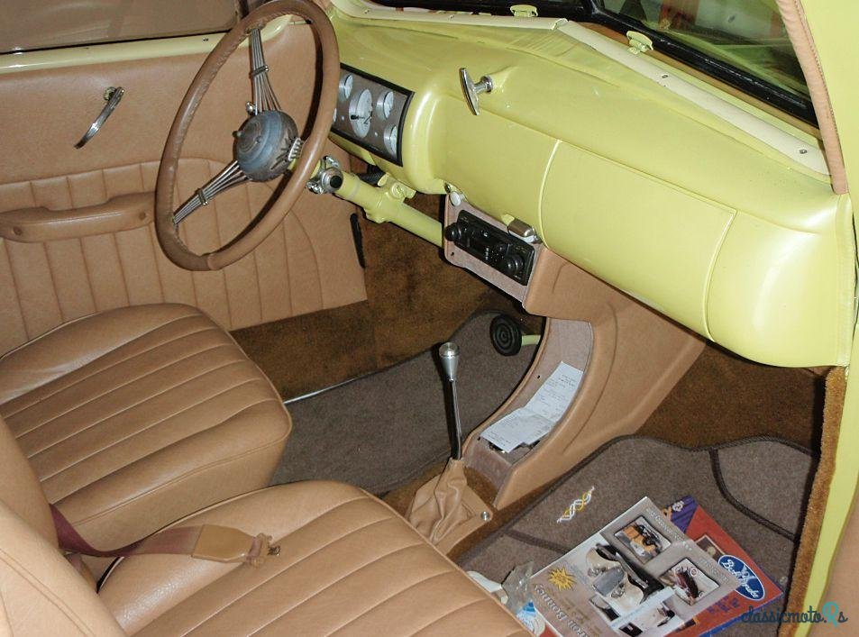 1937' Ford Custom photo #2