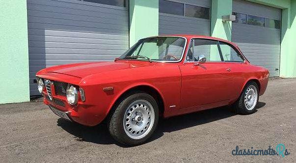 1966' Alfa Romeo Giulia photo #6