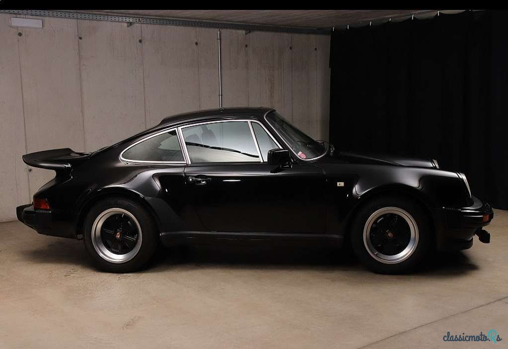 1977' Porsche 911 photo #2