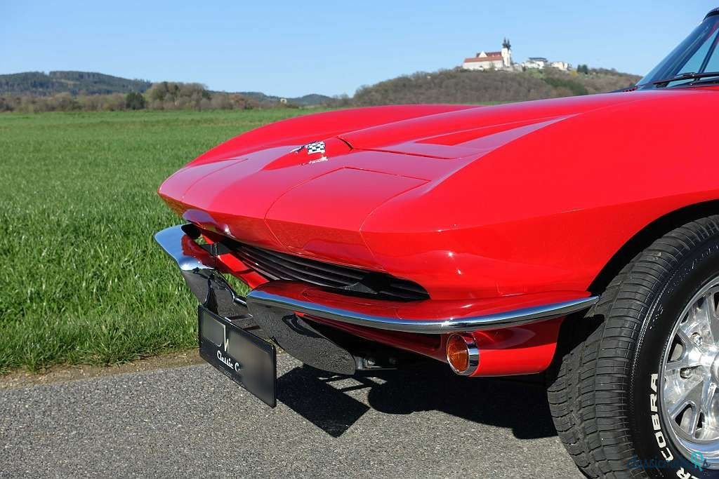 1964' Chevrolet Corvette photo #2