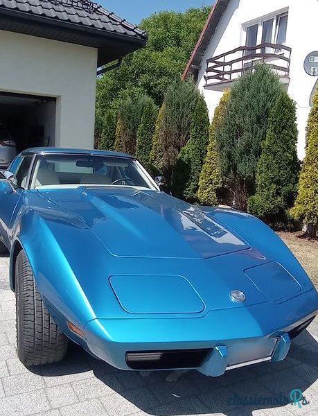 1975' Chevrolet Corvette photo #2