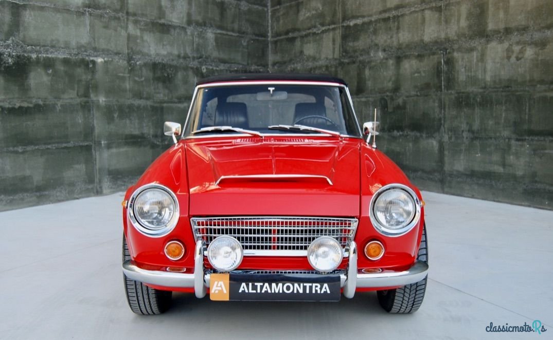 1969' Datsun Fairlady photo #2