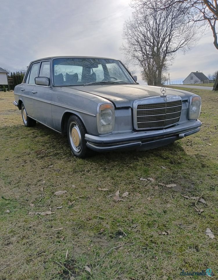 1975' Mercedes-Benz W115 photo #5