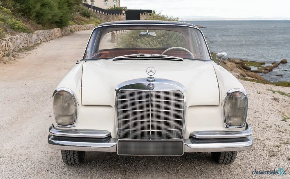 1962' Mercedes-Benz 220 photo #4