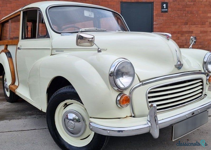 1970' Morris Minor photo #1