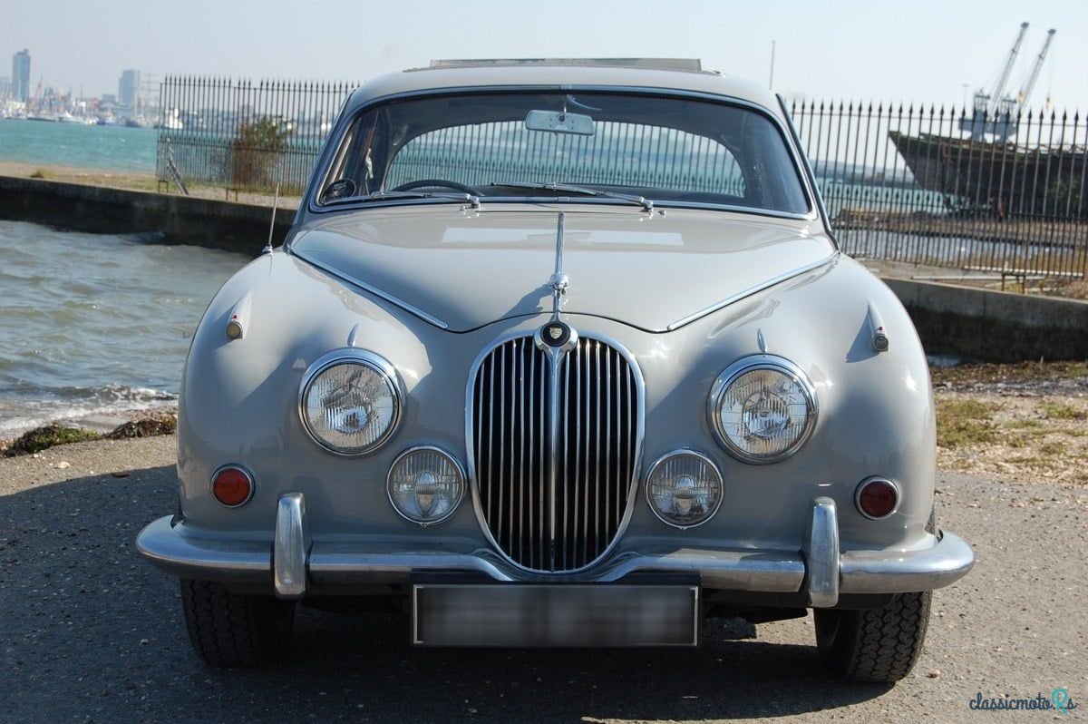 1968' Jaguar Mk II 340 photo #2