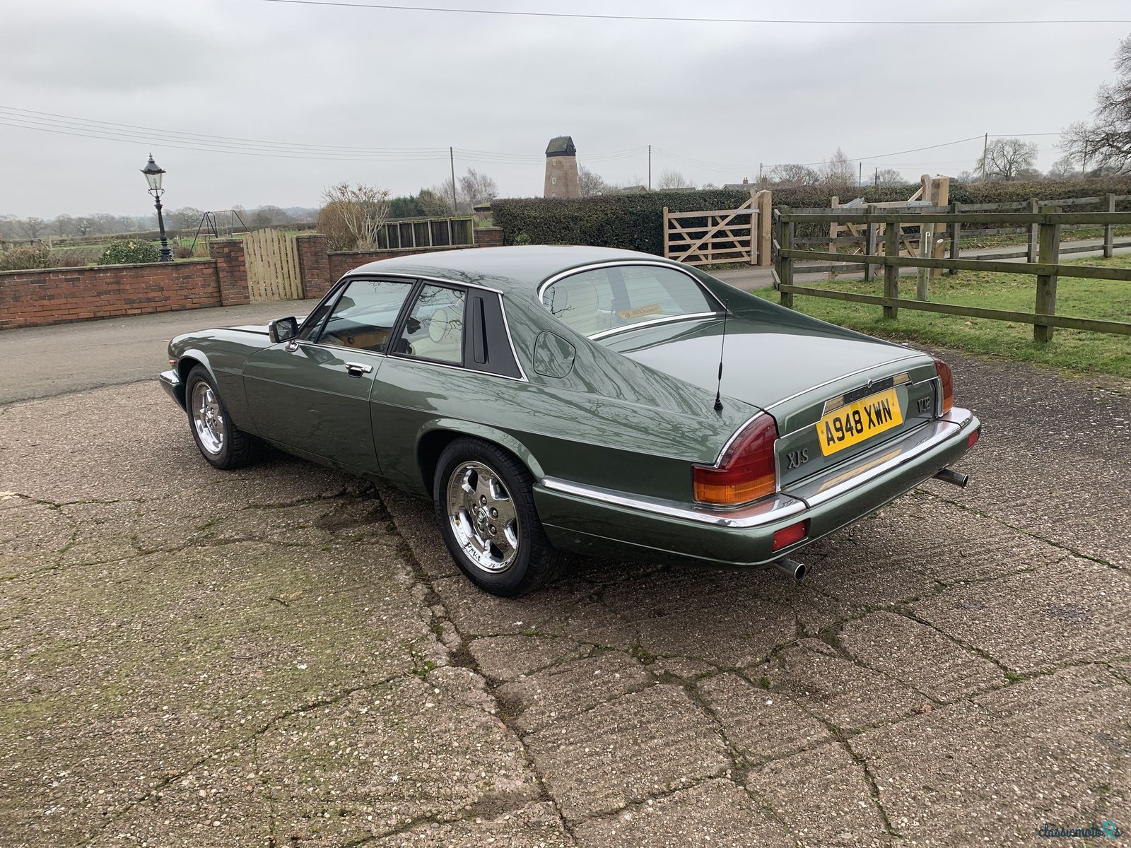 1984' Jaguar XJS photo #5