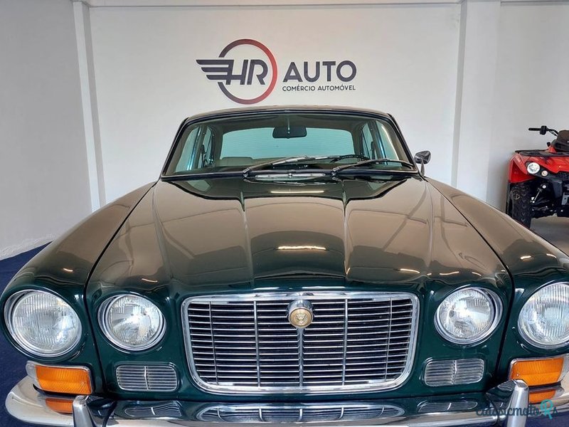 1971' Jaguar XJ photo #1