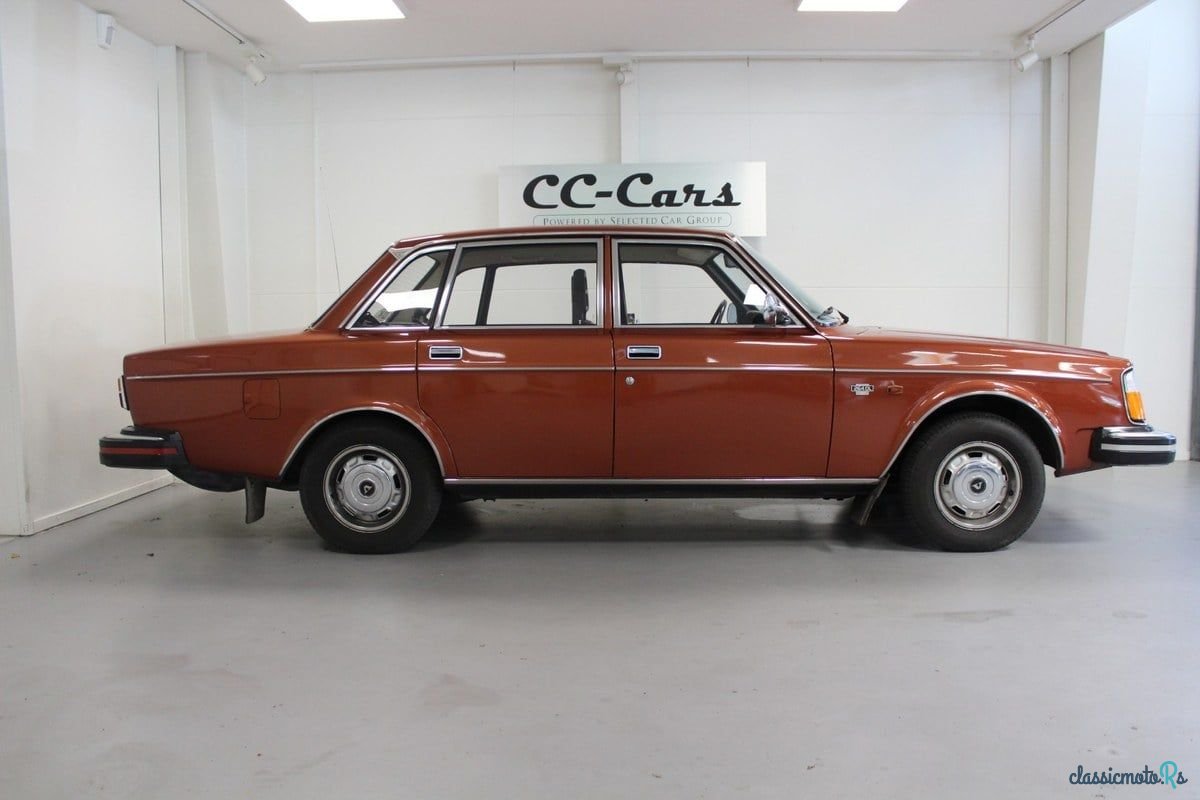 1976' Volvo 264 photo #3