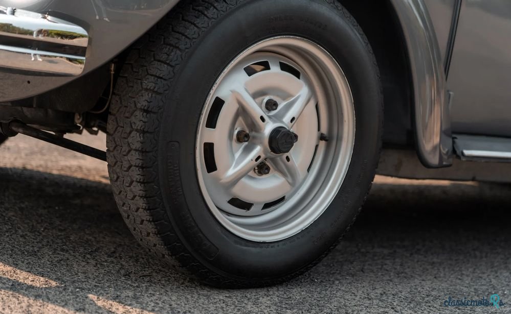 1974' Volkswagen Carocha Cabrio photo #4