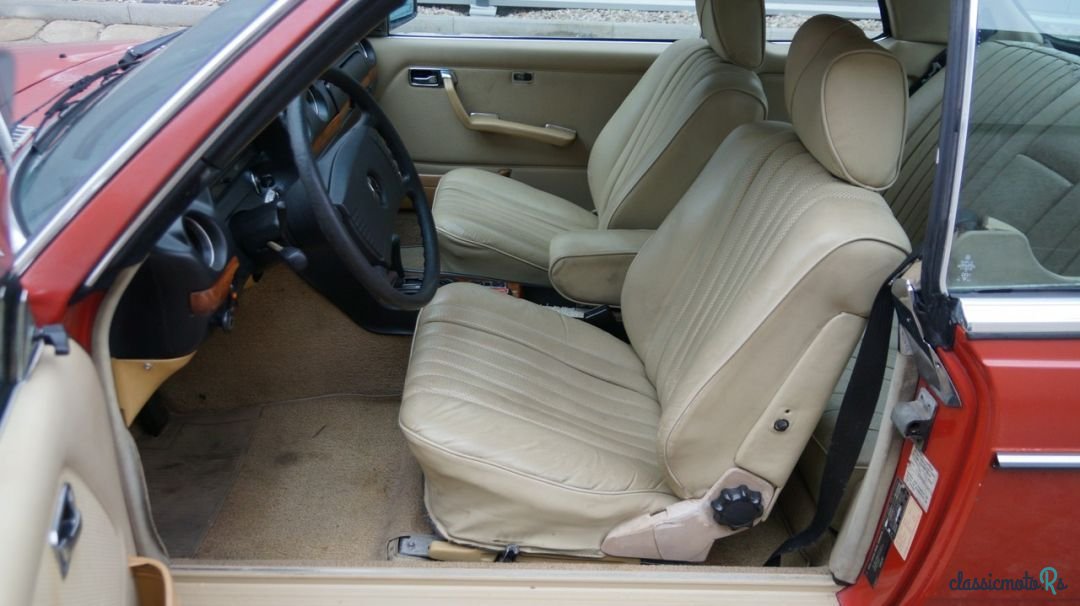 1979' Mercedes-Benz W123 photo #5