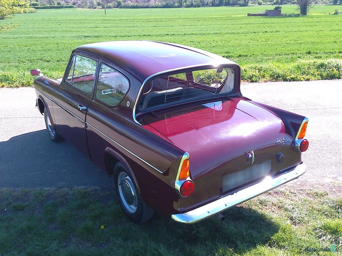 1962' Ford Anglia photo #6
