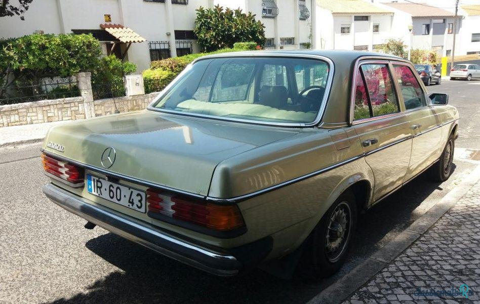1980' Mercedes-Benz 300 Diesel photo #3