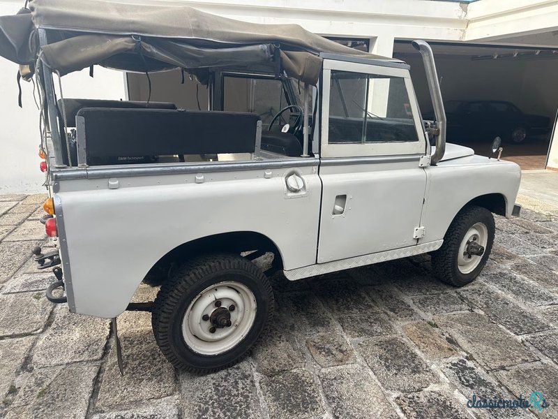 1968' Land Rover Serie III photo #3