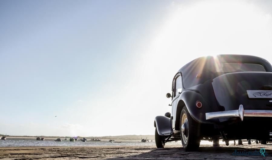 1957' Citroen 11 photo #2