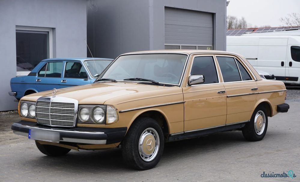 1978' Mercedes-Benz W123 photo #1