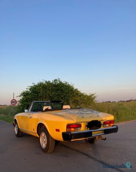 1979' Fiat 124 Spider photo #2