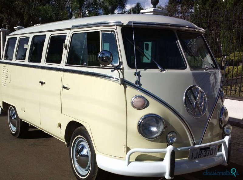 1974' Volkswagen Type-2 Classico photo #2