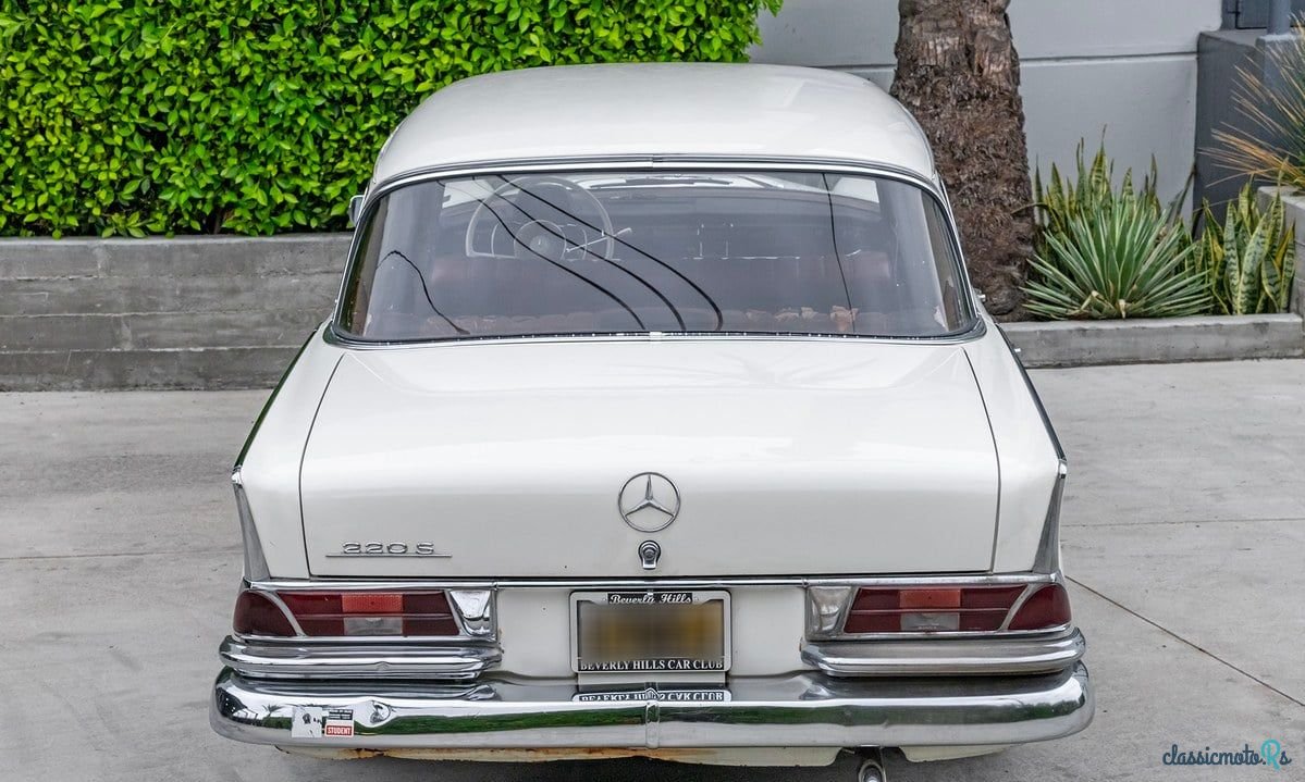 1965' Mercedes-Benz 220 photo #3