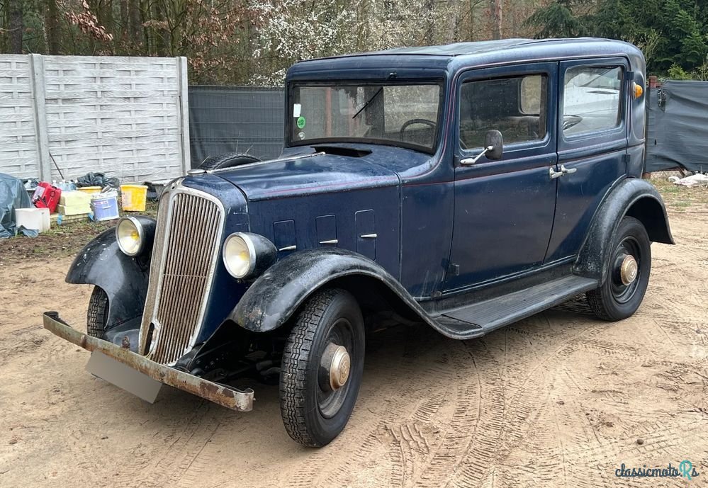 1935' Renault Monaquatre photo #1