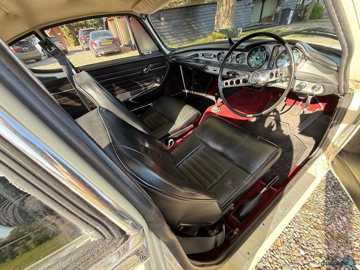 1966' Volvo V70 photo #5