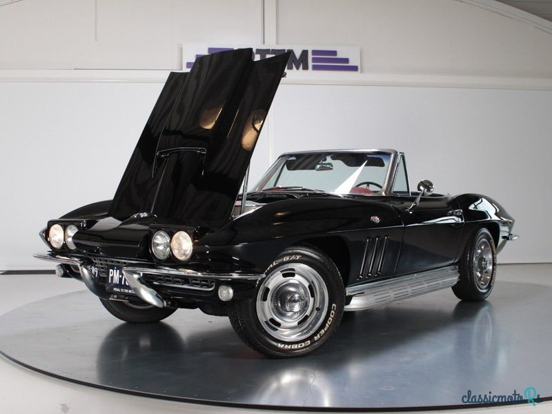 1966' Chevrolet Corvette photo #2