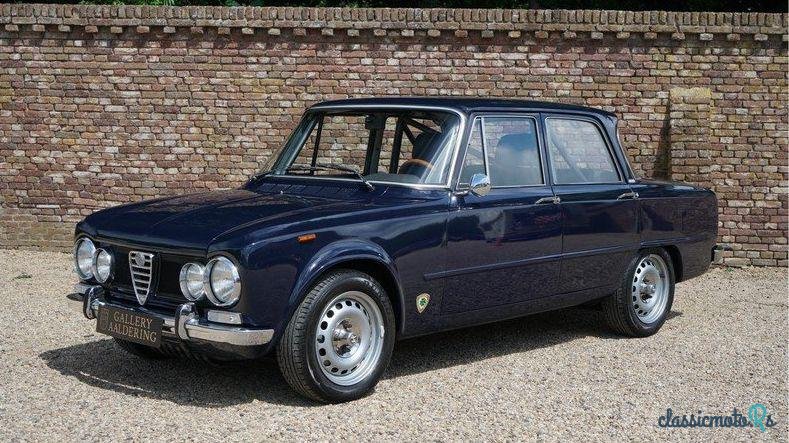1971' Alfa Romeo Giulia photo #4