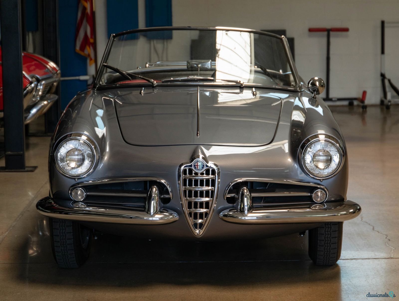1960' Alfa Romeo Giulietta Veloce Spider photo #4