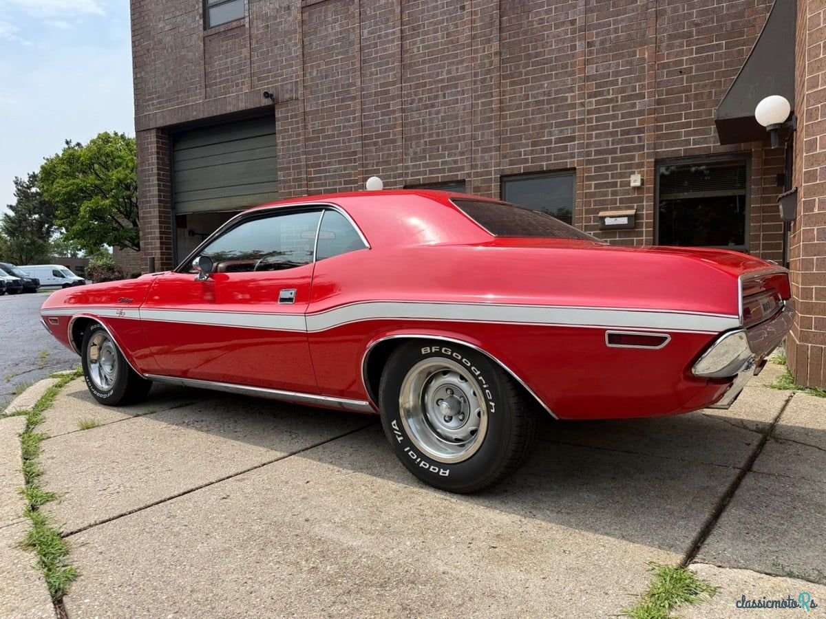 1970' Dodge Challenger photo #4