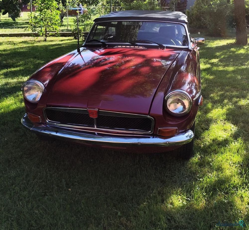 1974' MG MGB photo #2