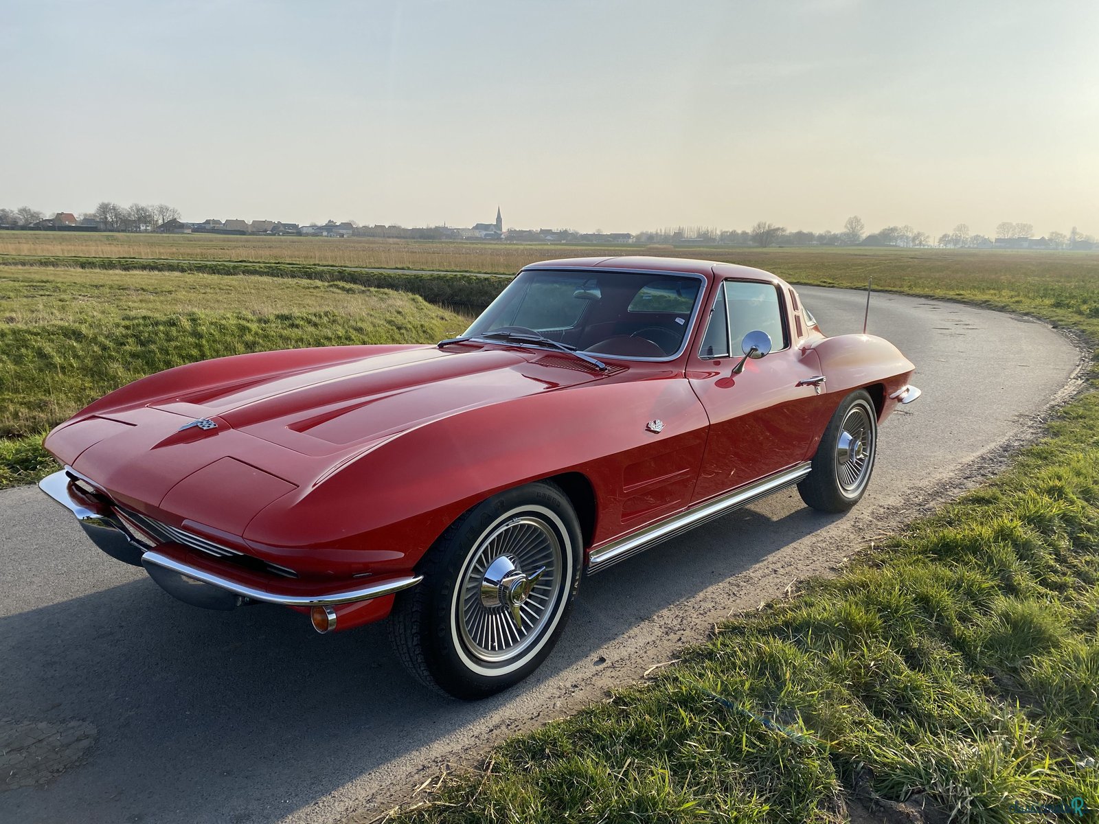 1964' Chevrolet Corvette photo #5