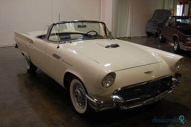 1957' Ford Thunderbird photo #1