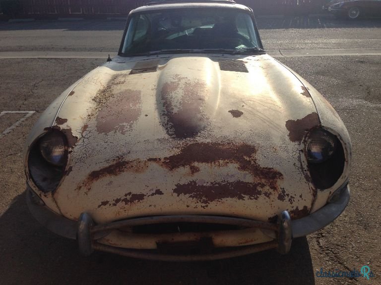 1965' Jaguar E-Type photo #1