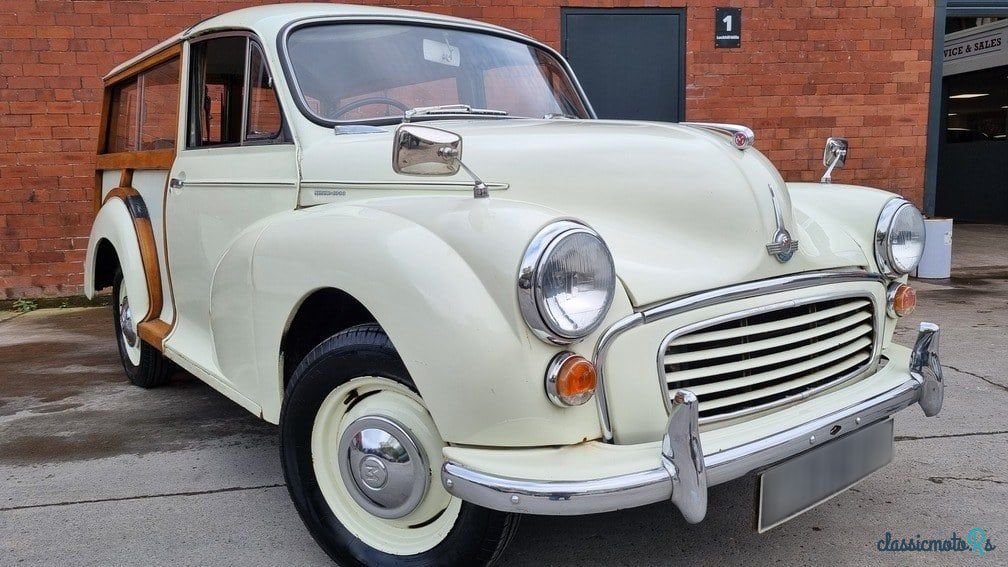1970' Morris Minor photo #1