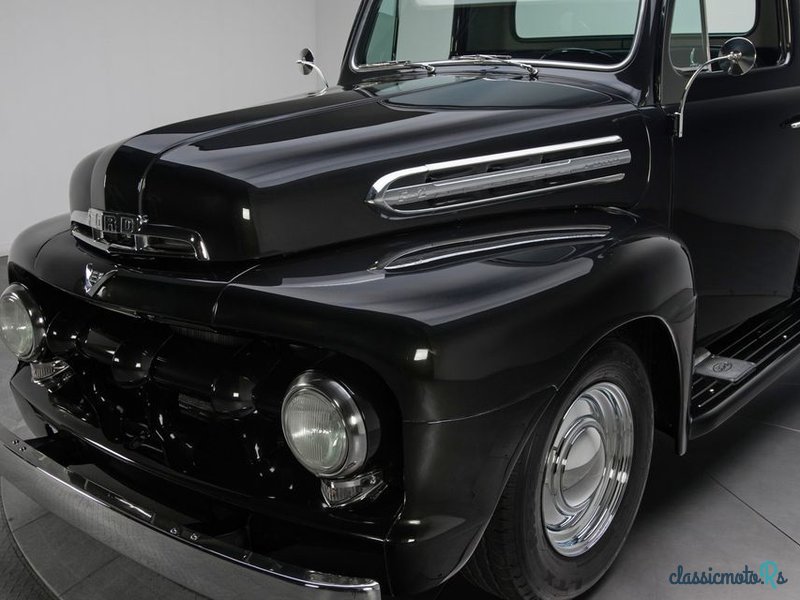 1952' Ford F-100 photo #6