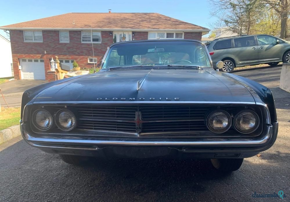 1962' Oldsmobile Starfire photo #5